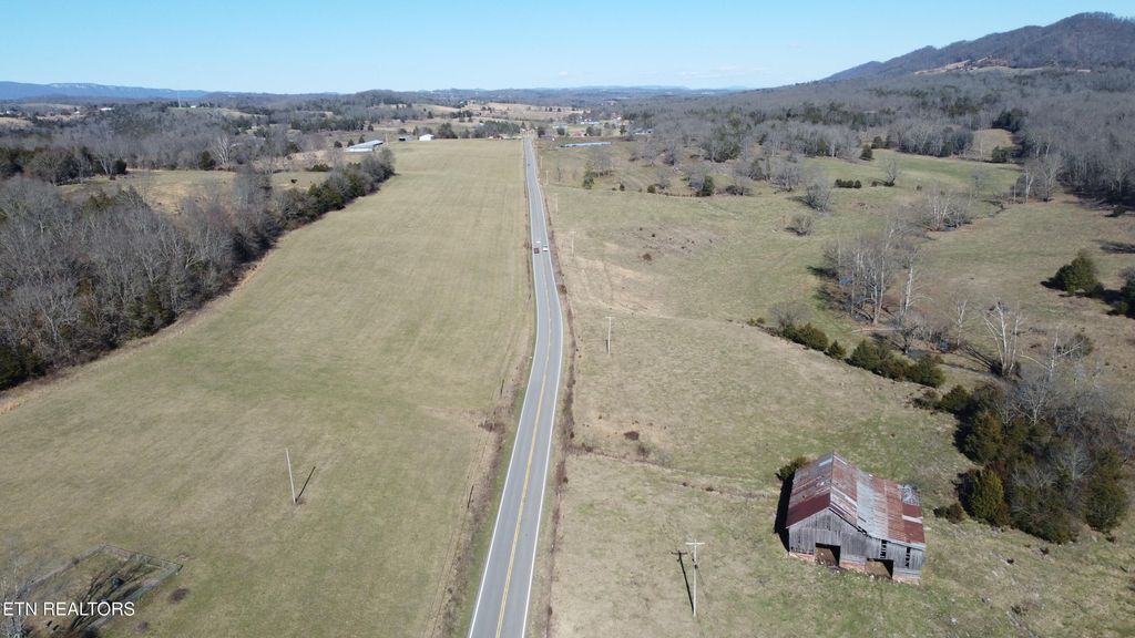 Photo of 2645 Cedar Fork Rd, Tazewell, TN 37879 (MLS # 1348841)