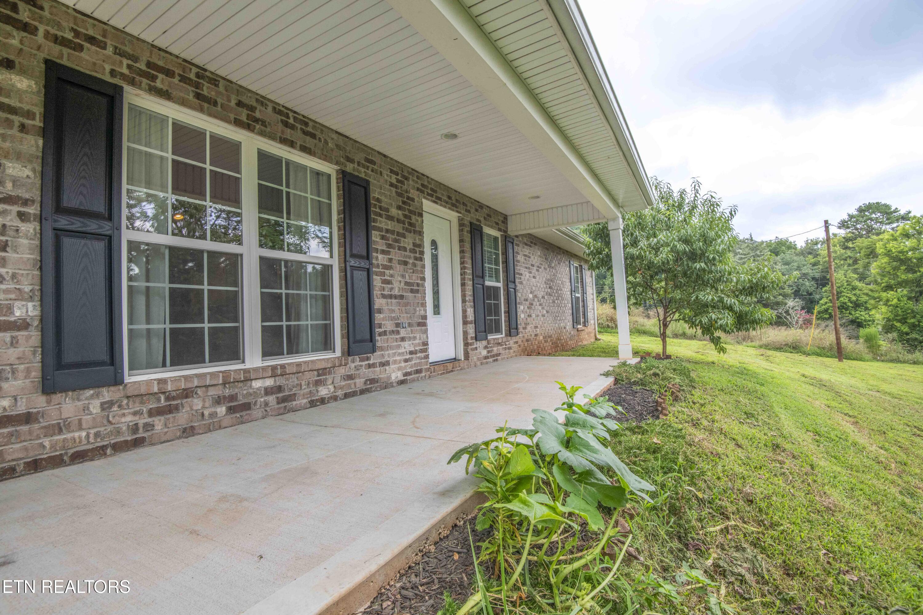 359 W Vinegar Valley Rd