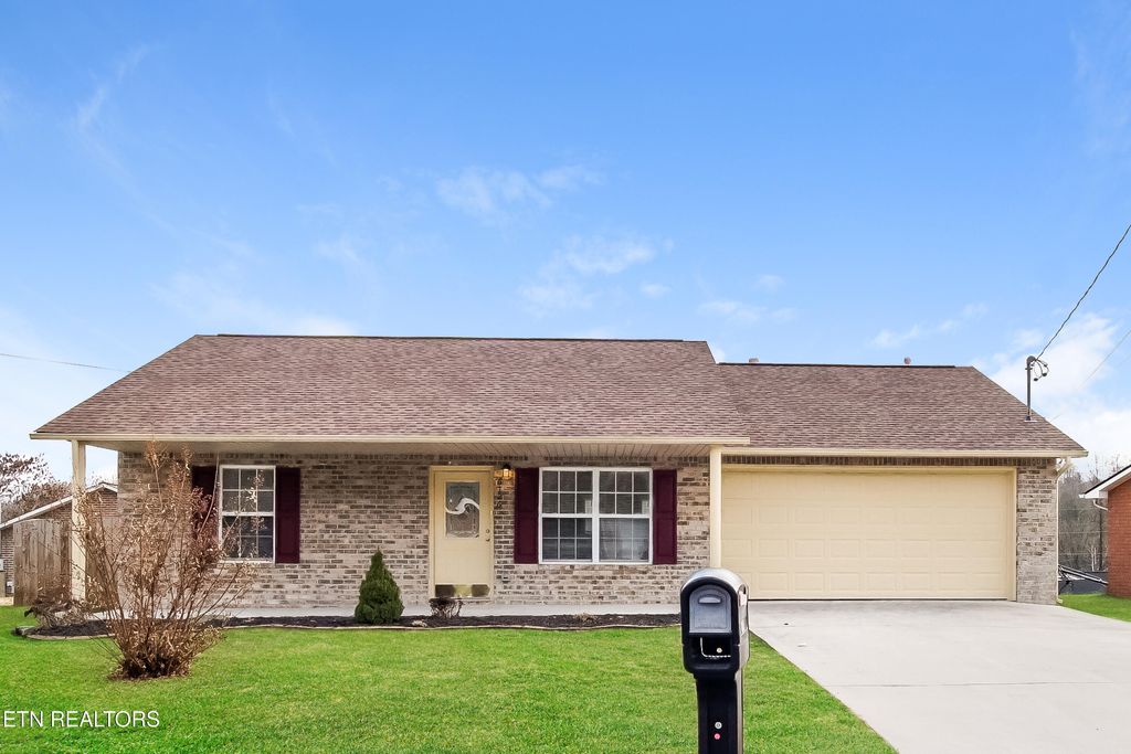 Photo of 6726 Puritan Lane, Corryton, TN 37721 (MLS # 1307917)