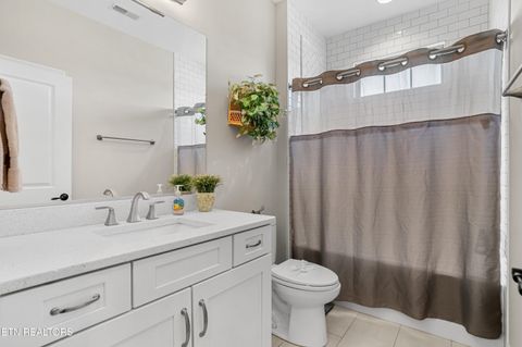 Tiny photo for 275 Hummingbird Drive, Vonore, TN 37885 (MLS # 1321228)