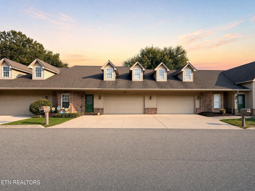 Photo of 1022 Silver Creek Lane #UNIT 4, Maryville, TN 37804 (MLS # 1353716)