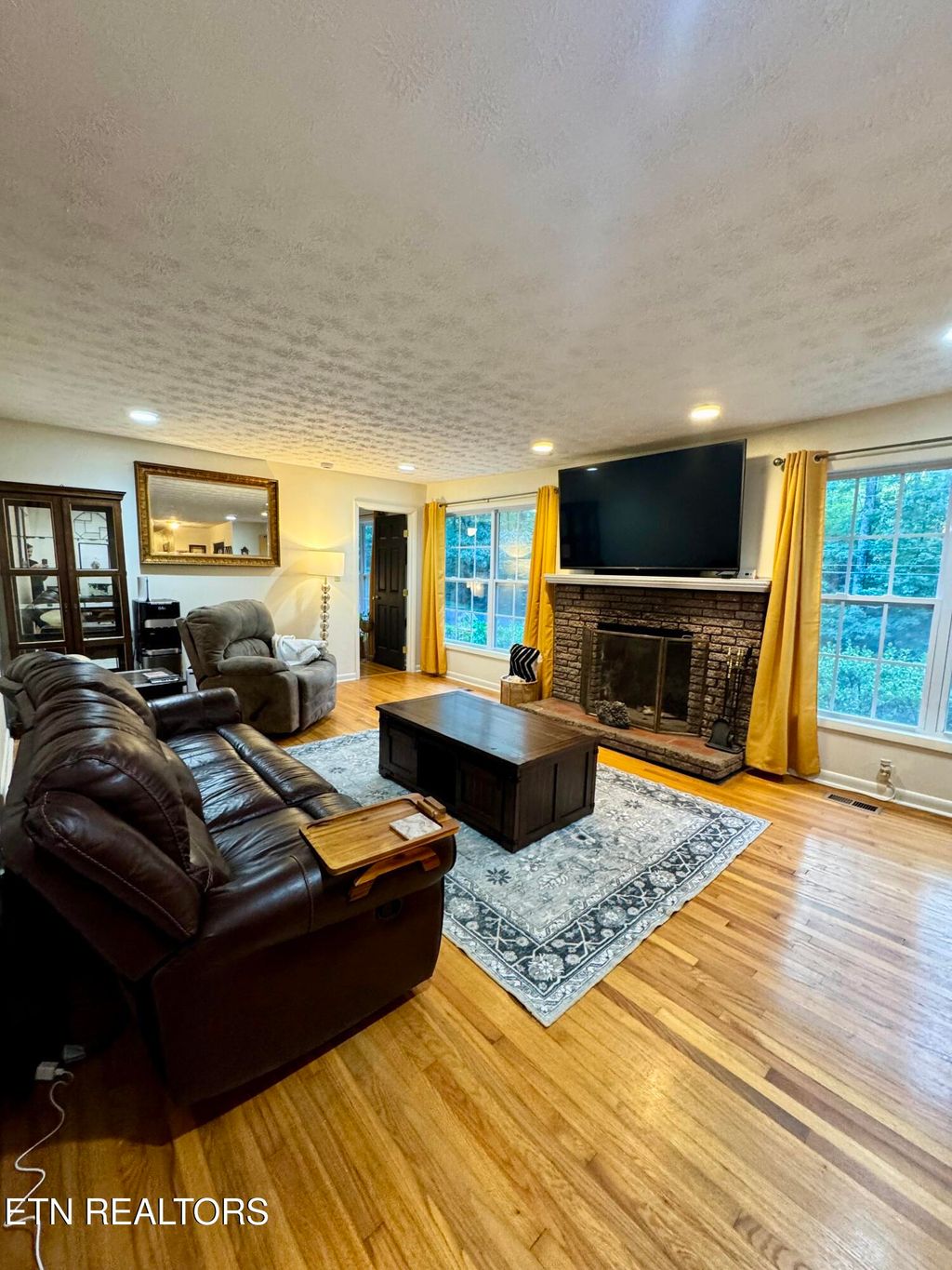 Photo of 5913 Ridgewood Rd, Knoxville, TN 37918 (MLS # 1318356)