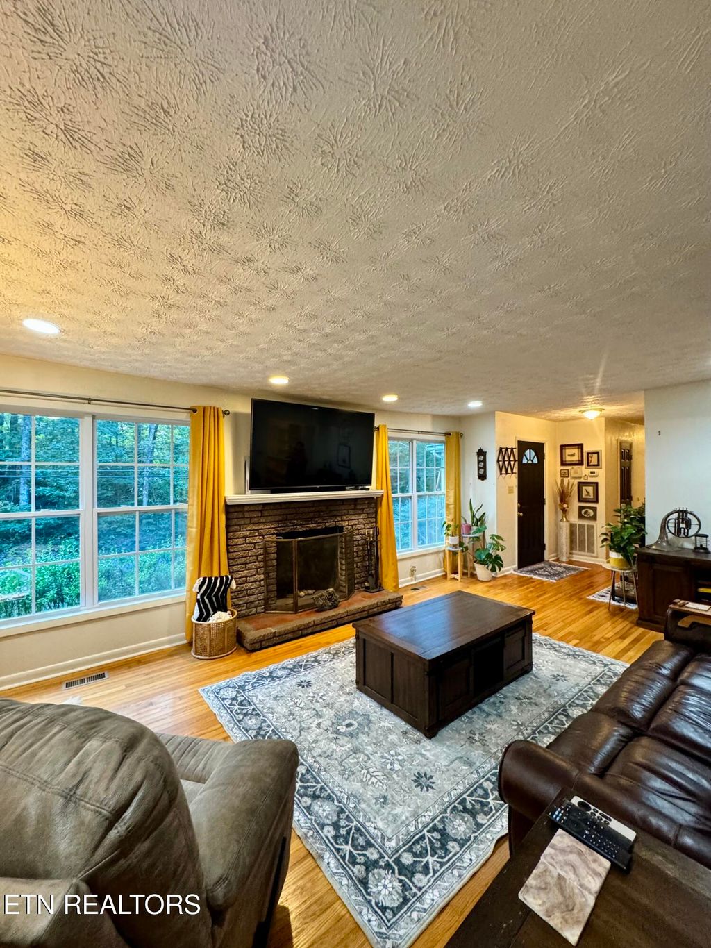 Photo of 5913 Ridgewood Rd, Knoxville, TN 37918 (MLS # 1318356)