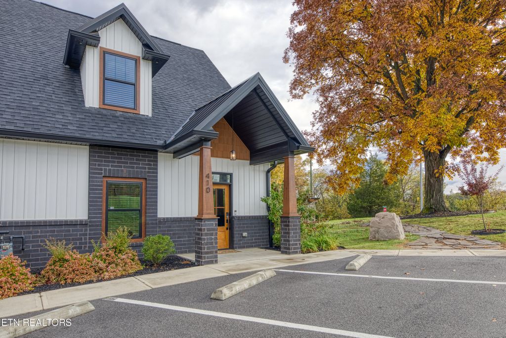 Photo of 410 Fleeta Williams Way, Sevierville, TN 37862 (MLS # 1320405)