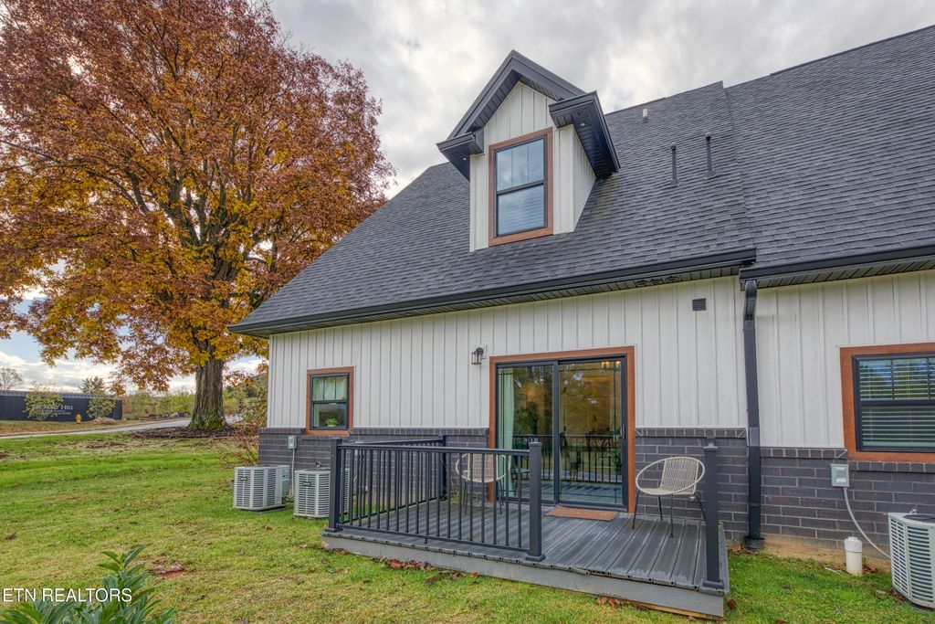 Photo of 410 Fleeta Williams Way, Sevierville, TN 37862 (MLS # 1320405)