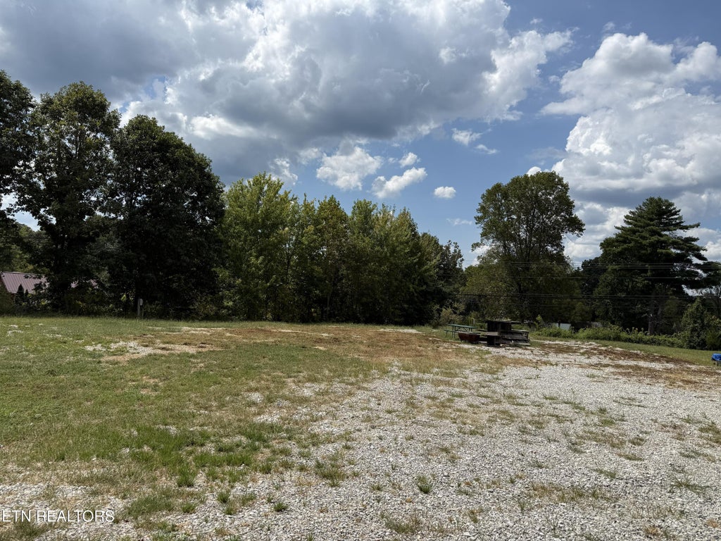 Photo of 139 Brimstone Rd, Robbins, TN 37852 (MLS # 1354071)
