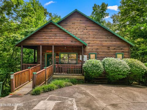 Photo of 1820 Skyhawk Lane, Sevierville, TN 37876 (MLS # 1343528)