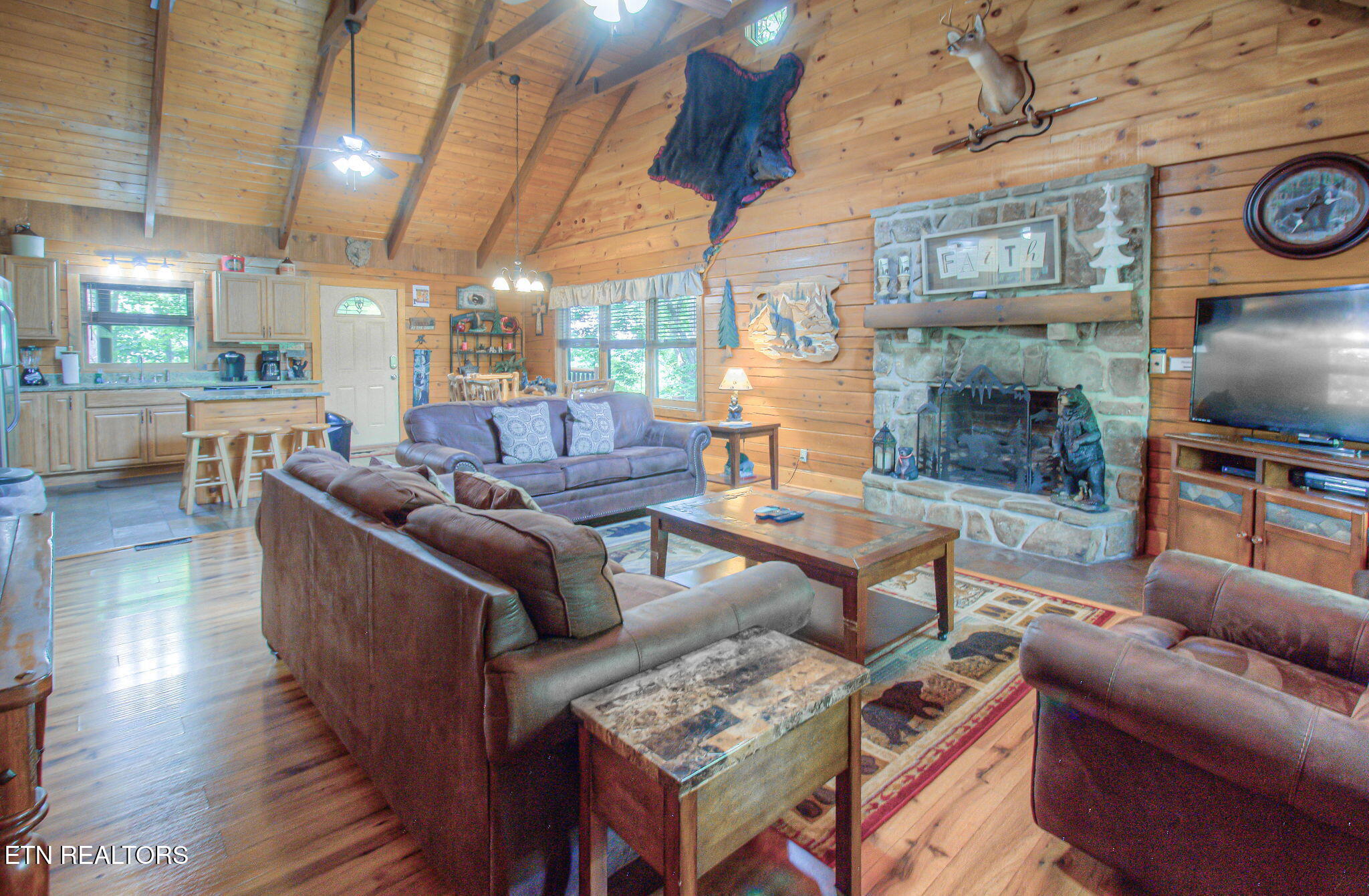 3529 Peggy Lane
