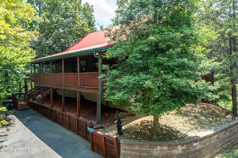 3529 Peggy Lane Pigeon Forge TN 37863