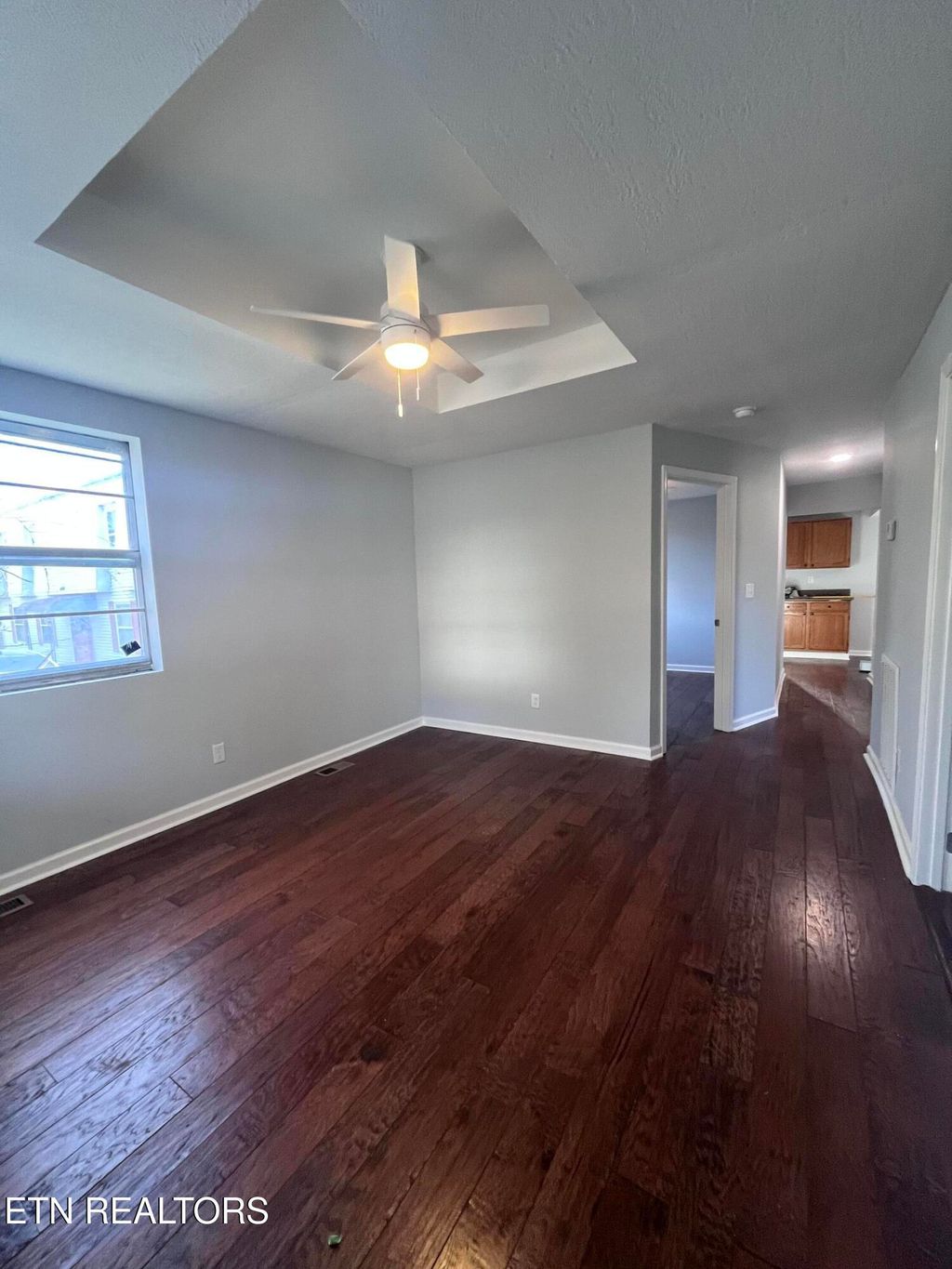 Photo of 614 Midlake Drive, Knoxville, TN 37918 (MLS # 1329785)