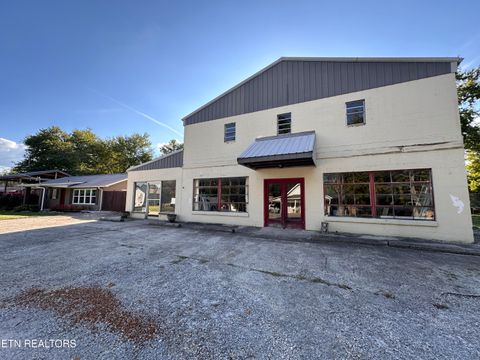 Photo of 235 Rugby Ave, Jamestown, TN 38556 (MLS # 1344688)