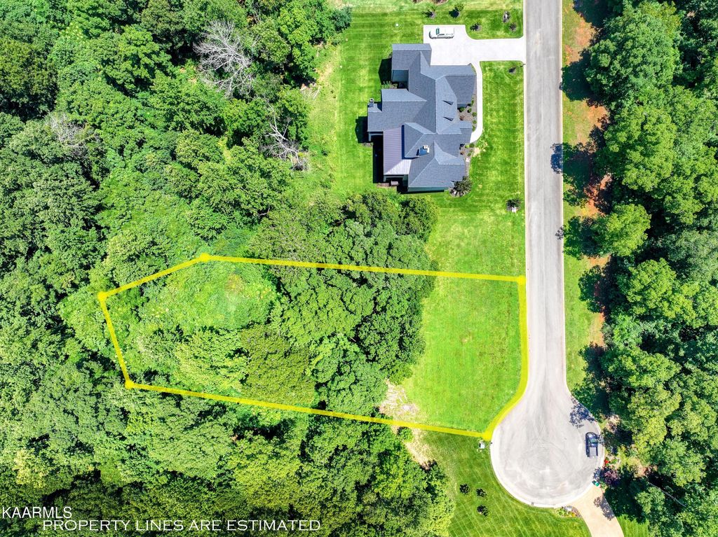 Photo of 3336 Preserve Pointe, Louisville, TN 37777 (MLS # 1233284)