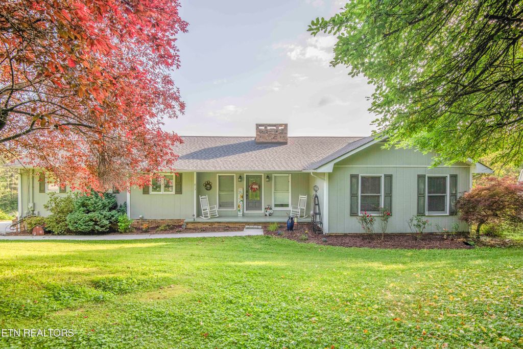 Photo of 813 Stiner Ln. Lane, LaFollette, TN 37766 (MLS # 1301238)