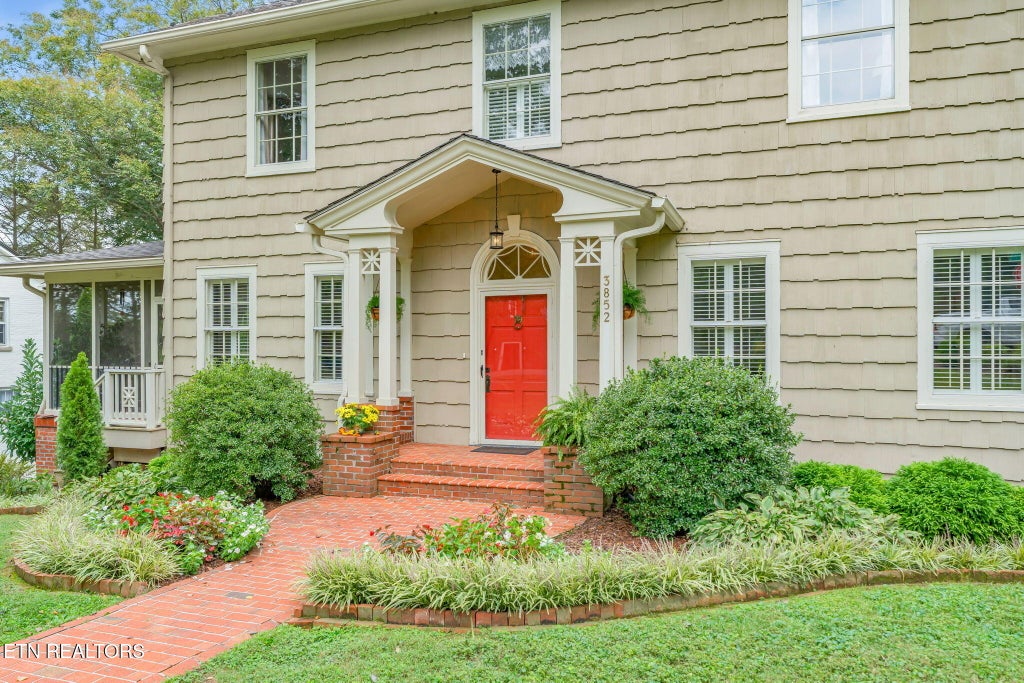 Photo of 3852 Woodhill Place, Knoxville, TN 37919 (MLS # 1359130)