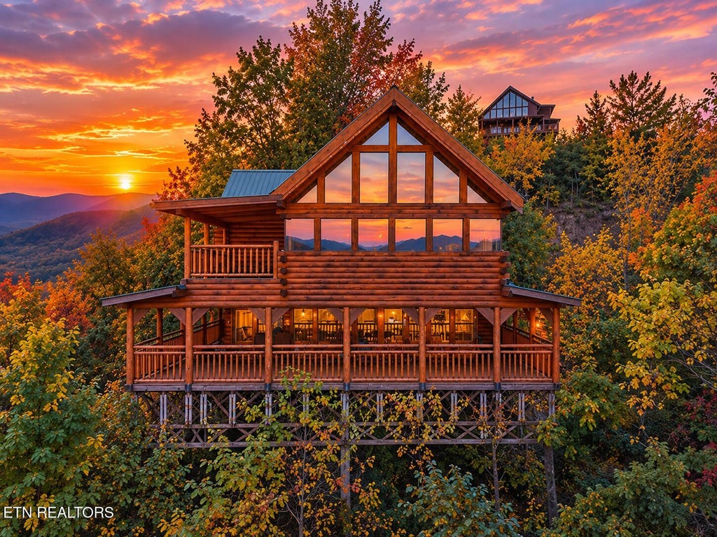 Photo of 3450 Carsons Ridge Way, Sevierville, TN 37862 (MLS # 1360497)