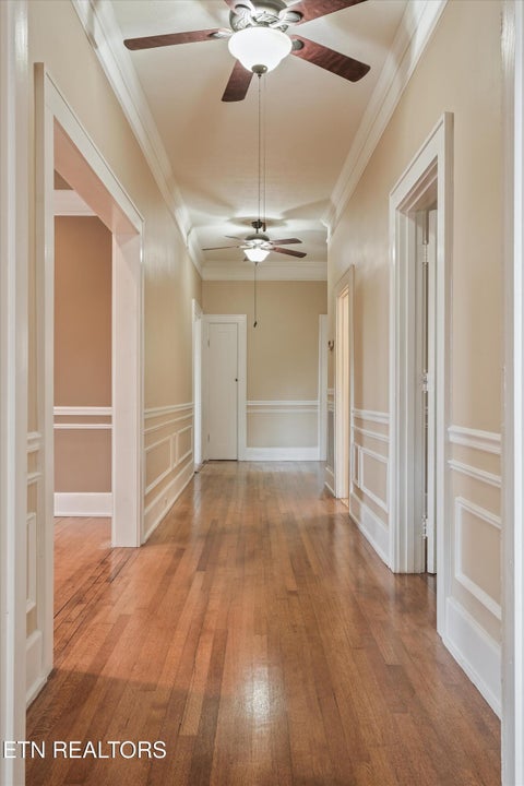 Tiny photo for 518 N Main Street St, Clinton, TN 37716 (MLS # 1354156)