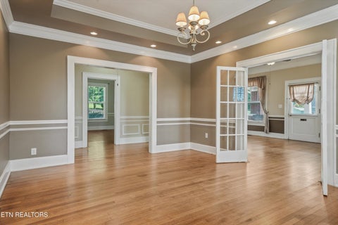 Tiny photo for 518 N Main Street St, Clinton, TN 37716 (MLS # 1354156)