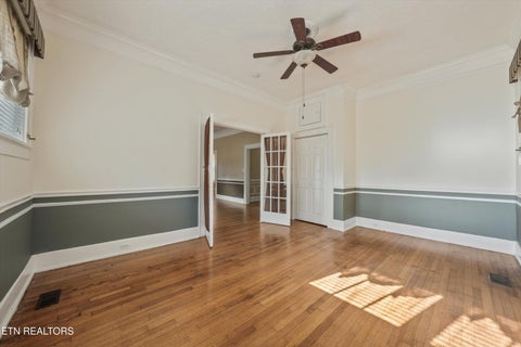 Tiny photo for 518 N Main Street St, Clinton, TN 37716 (MLS # 1354156)