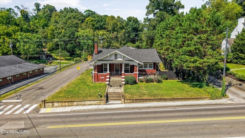 Tiny photo for 518 N Main Street St, Clinton, TN 37716 (MLS # 1354156)