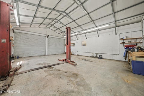 Tiny photo for 518 N Main Street St, Clinton, TN 37716 (MLS # 1354156)