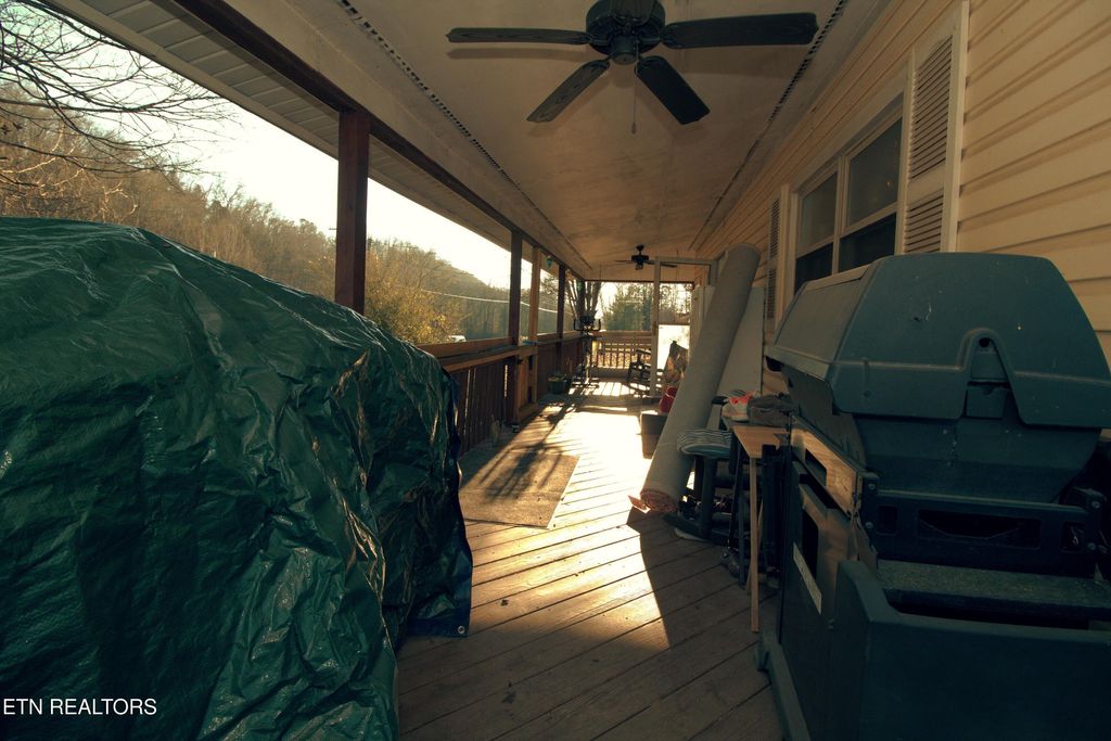 Photo of 2730 Hinds Creek Rd Rd, Heiskell, TN 37754 (MLS # 1285479)