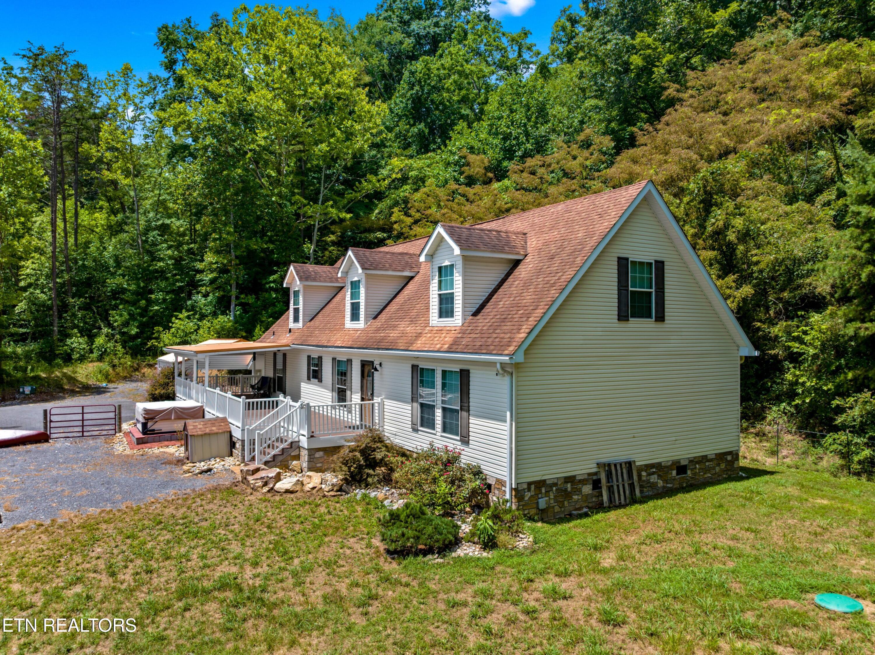 9514 Highway 11W