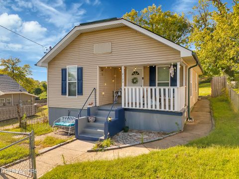 Tiny photo for 2123 Vermont Ave, Knoxville, TN 37921 (MLS # 1328765)