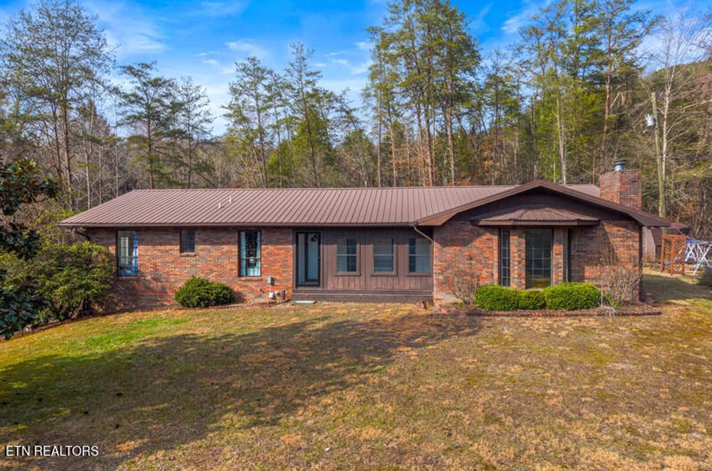 Photo of 1652 Arron Way, Sevierville, TN 37876 (MLS # 1330328)