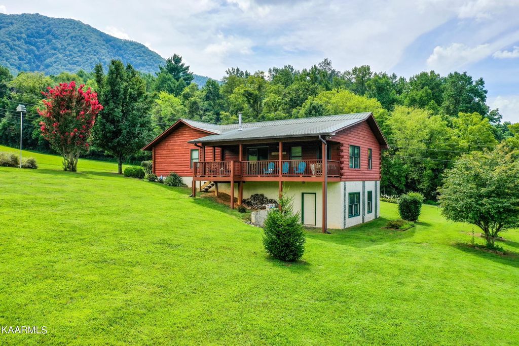 Photo of 1029 Little Springs Tr, Townsend, TN 37882 (MLS # 1188003)