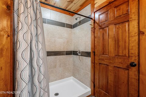 Tiny photo for 1628 Barn Door Lane, Sevierville, TN 37862 (MLS # 1321032)