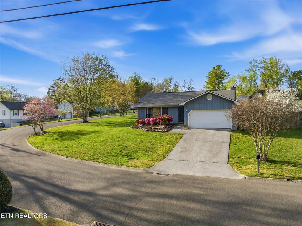 Photo of 234 Mount David Drive, Knoxville, TN 37920 (MLS # 1336293)