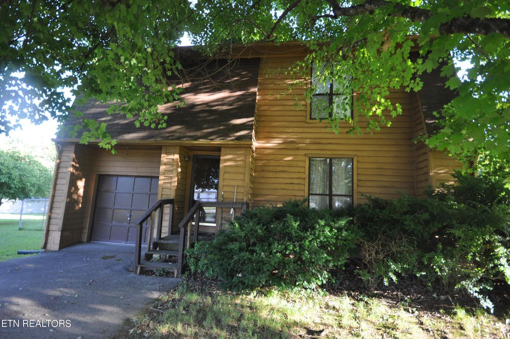 Photo of 560 Ritz View Drive, Blaine, TN 37709 (MLS # 1268837)