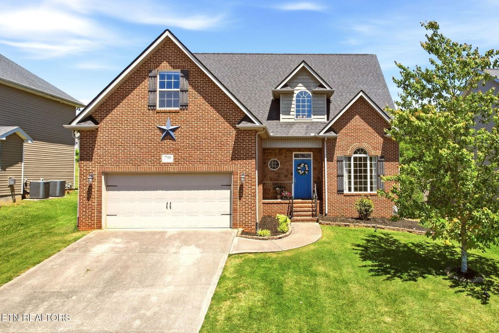 Photo of 1745 Point Wood Drive, Knoxville, TN 37920 (MLS # 1340930)