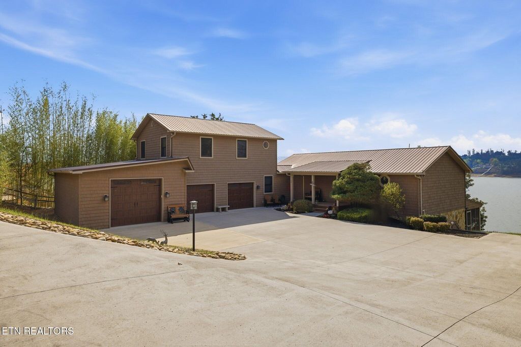 Photo of 468 Trotline Rd, Dandridge, TN 37725 (MLS # 1333978)