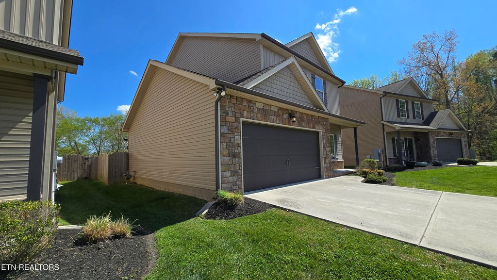 Photo of 1510 Silver Spur Lane, Knoxville, TN 37932 (MLS # 1336368)