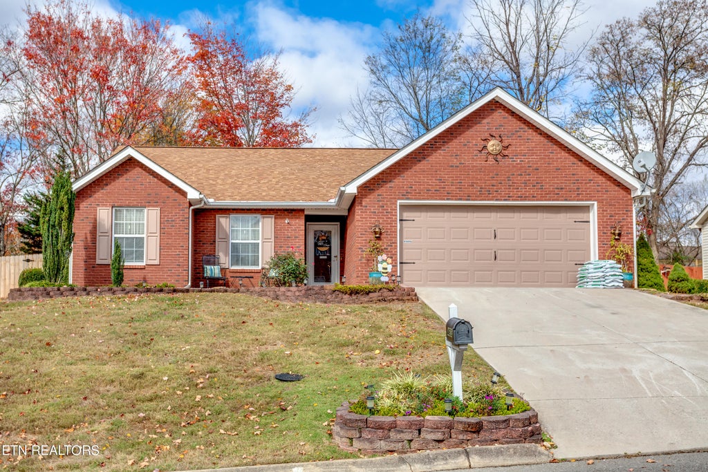 Photo of 4603 Wellington Pt Lane, Knoxville, TN 37938 (MLS # 1244547)