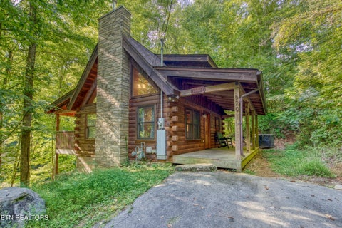 Tiny photo for 520 Ogle Drive, Pigeon Forge, TN 37863 (MLS # 1355474)