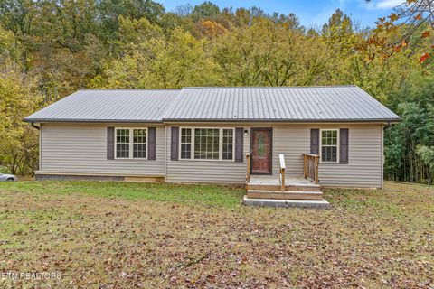 Photo of 152 Keylon Drive, Harriman, TN 37748 (MLS # 1320240)