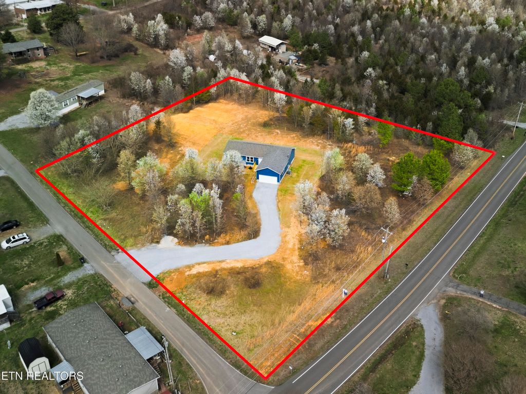 Photo of 2940 Parkview Drive, Maryville, TN 37803 (MLS # 1331007)