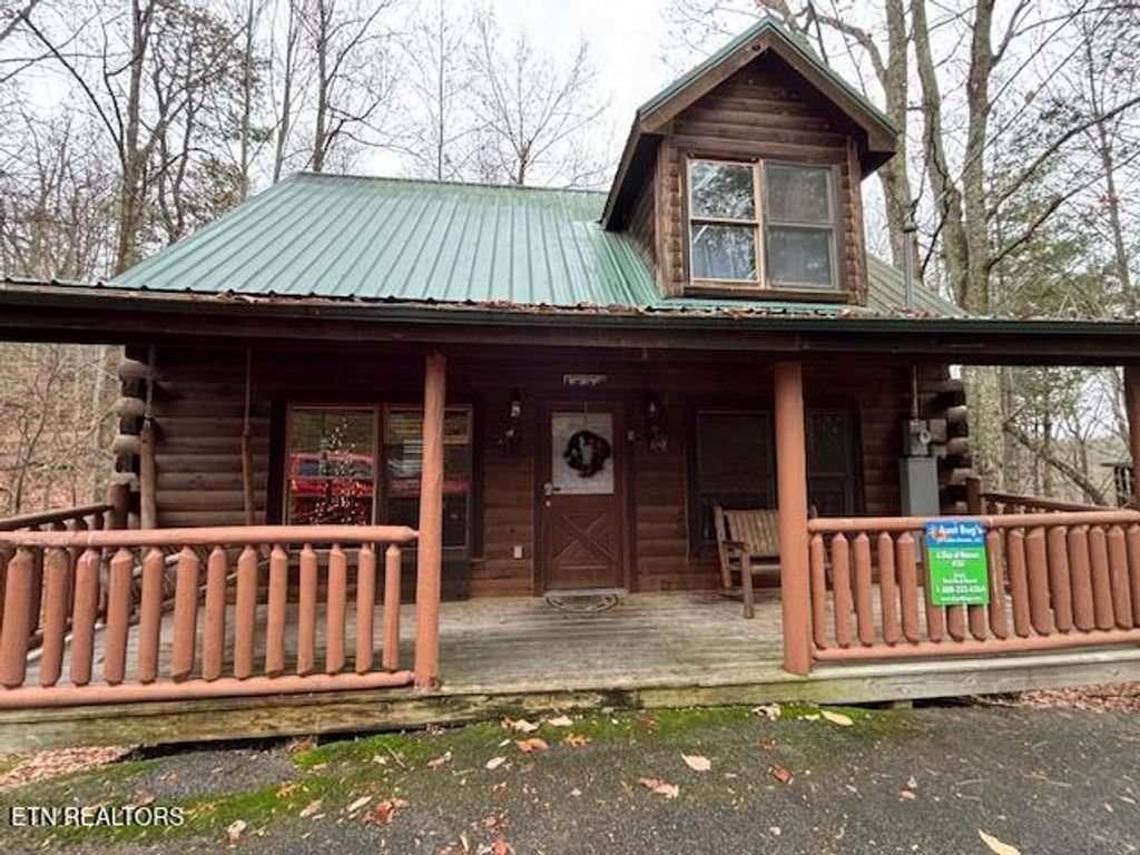 Photo of 2161 Red Bud Rd, Sevierville, TN 37876 (MLS # 1323565)