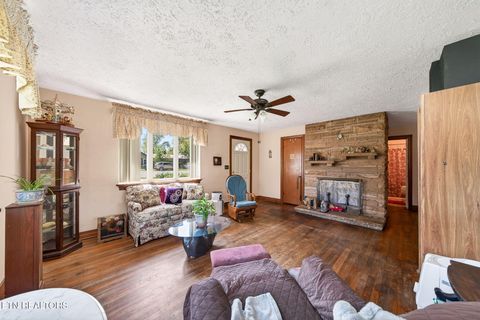 Tiny photo for 76 Daisy Ave, Crossville, TN 38555 (MLS # 1337961)