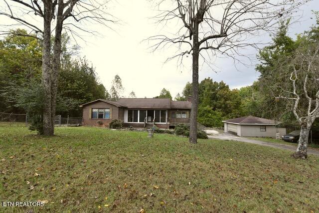 Photo of 156 Ridgerest Drive, Spring City, TN 37381 (MLS # 1359502)