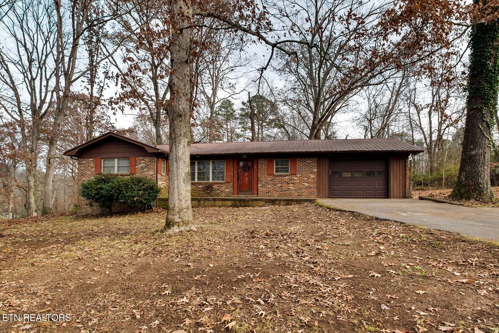 Photo of 151 Ponderosa Drive, Kingston, TN 37763 (MLS # 1284801)