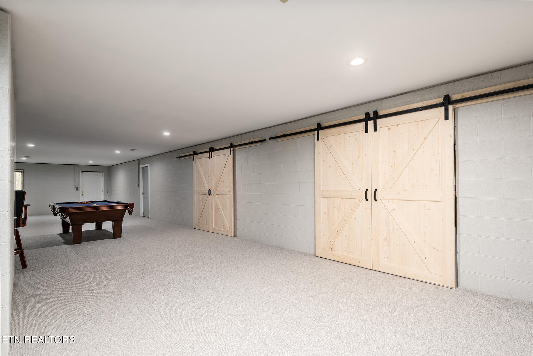 Mascot, Tennessee 37806, United States, 3 Bedrooms Bedrooms, ,3 BathroomsBathrooms,Residential,Active,122515