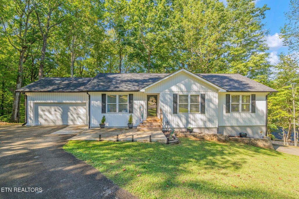 Photo of 116 Wheeler Lane, Oliver Springs, TN 37840 (MLS # 1317874)