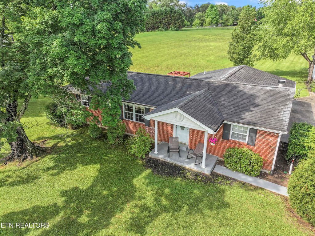 Photo of 7807 Gibbs Rd, Corryton, TN 37721 (MLS # 1300611)