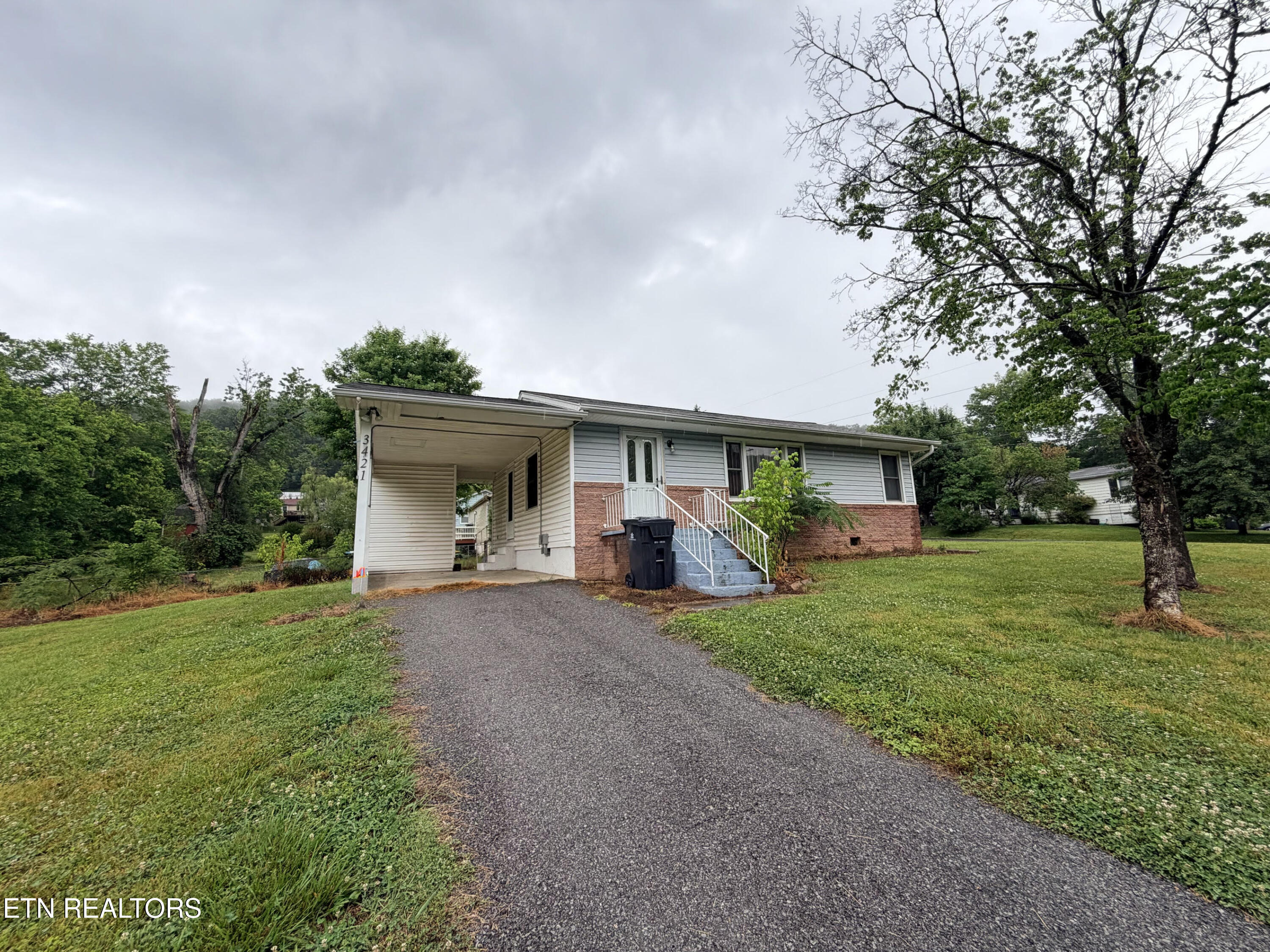 3421 Bellgreen Lane