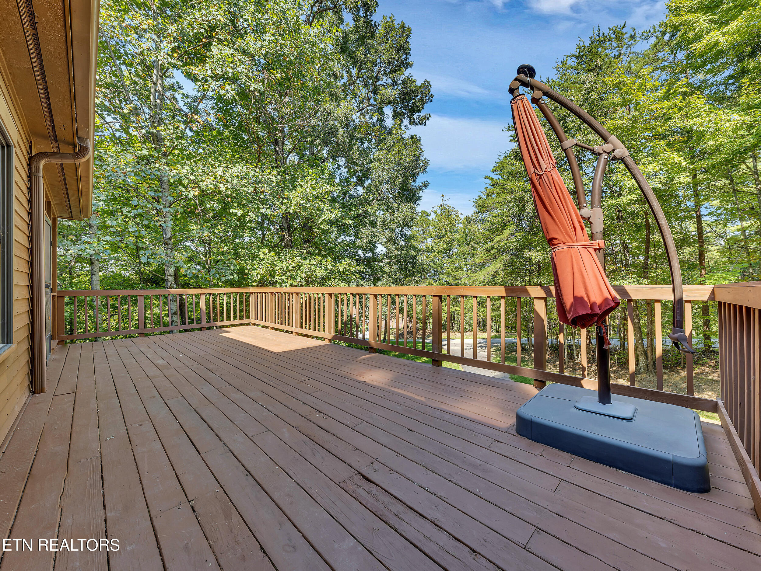 2206 Castle Rise Way