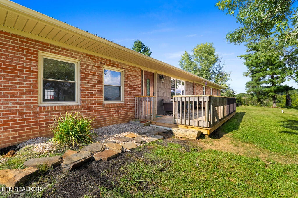 2040 Warrensburg Rd