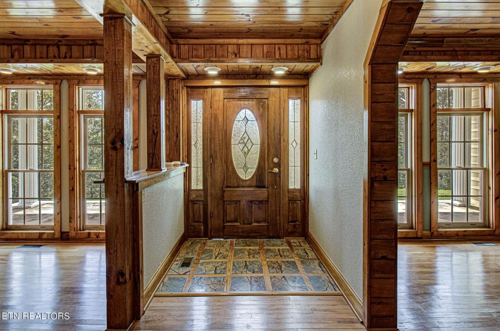 Photo of 201 Payne Mountain Rd, Tellico Plains, TN 37385 (MLS # 1265290)